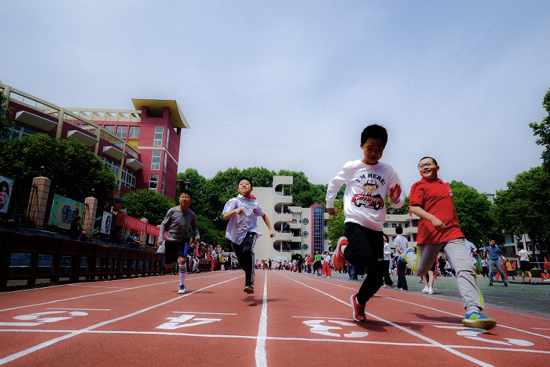 三年级2班第1周文明有礼同学全邵衡
